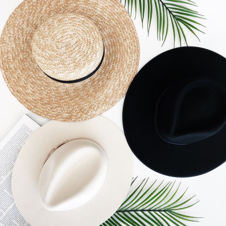 Chapeau en flatlay